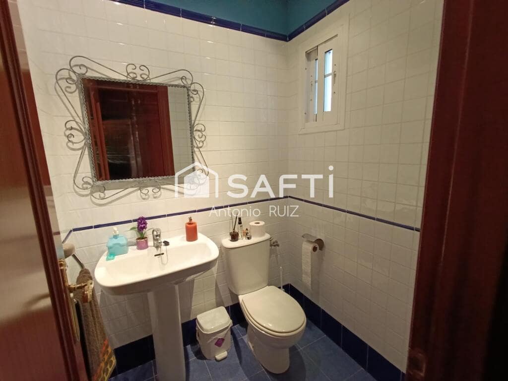 4 soveværelse Rækkehus til salg i Quesada med garage - € 270.000 (Ref: 9174162)