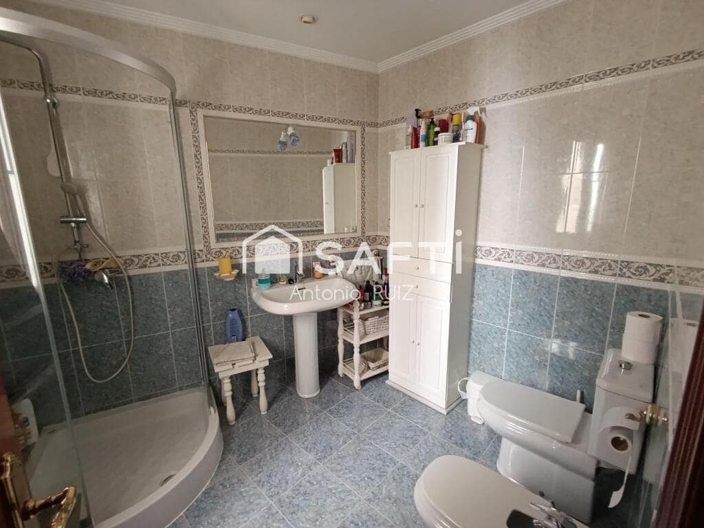 4 soveværelse Rækkehus til salg i Quesada med garage - € 270.000 (Ref: 9174162)