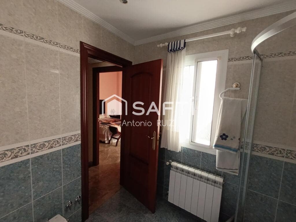 4 soveværelse Rækkehus til salg i Quesada med garage - € 270.000 (Ref: 9174162)