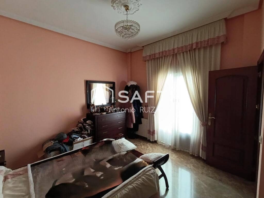 4 soveværelse Rækkehus til salg i Quesada med garage - € 270.000 (Ref: 9174162)