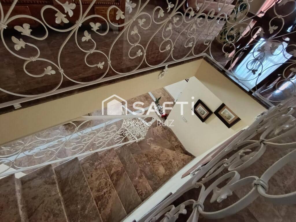 4 soveværelse Rækkehus til salg i Quesada med garage - € 270.000 (Ref: 9174162)