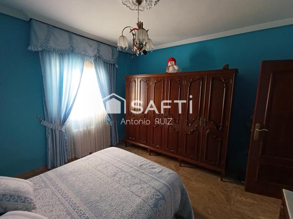 4 soveværelse Rækkehus til salg i Quesada med garage - € 270.000 (Ref: 9174162)