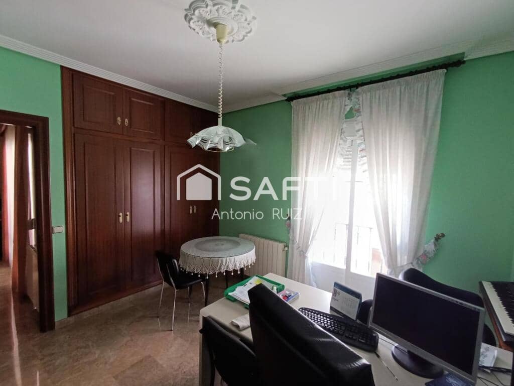 4 soveværelse Rækkehus til salg i Quesada med garage - € 270.000 (Ref: 9174162)