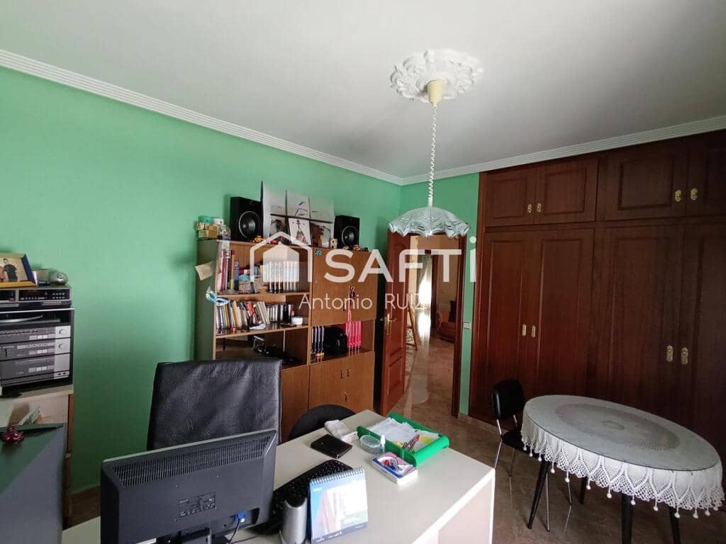 4 soveværelse Rækkehus til salg i Quesada med garage - € 270.000 (Ref: 9174162)