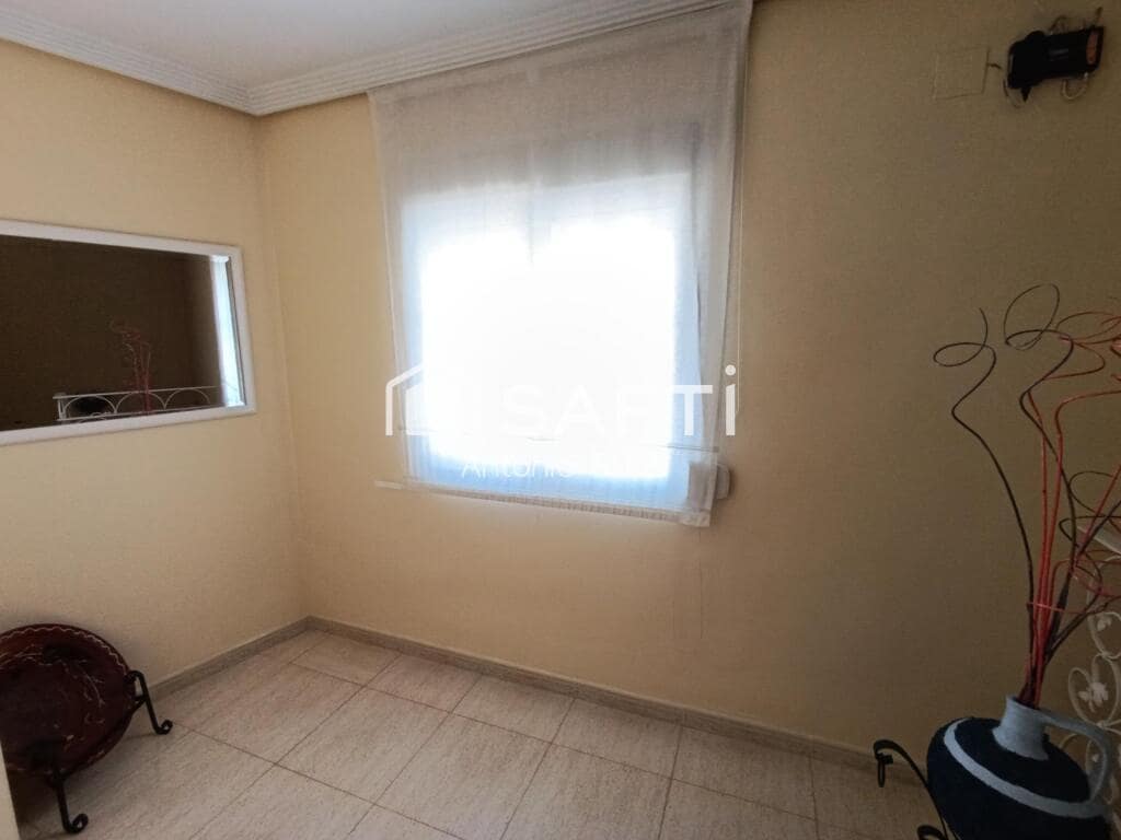 4 soveværelse Rækkehus til salg i Quesada med garage - € 270.000 (Ref: 9174162)