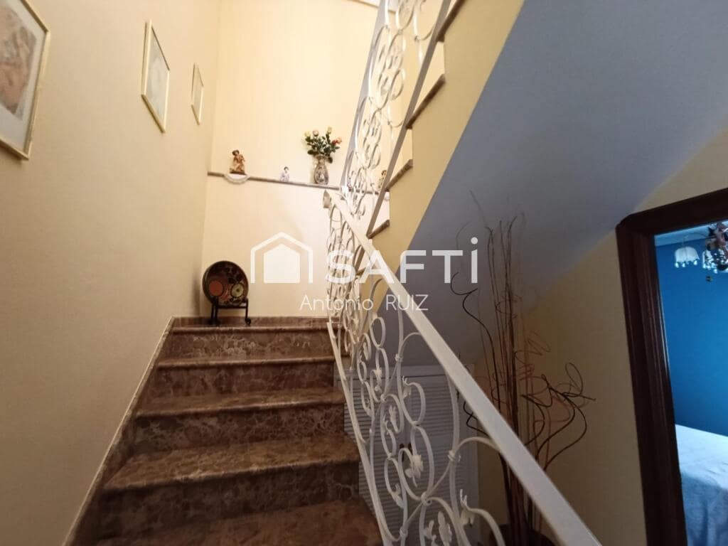 4 soveværelse Rækkehus til salg i Quesada med garage - € 270.000 (Ref: 9174162)