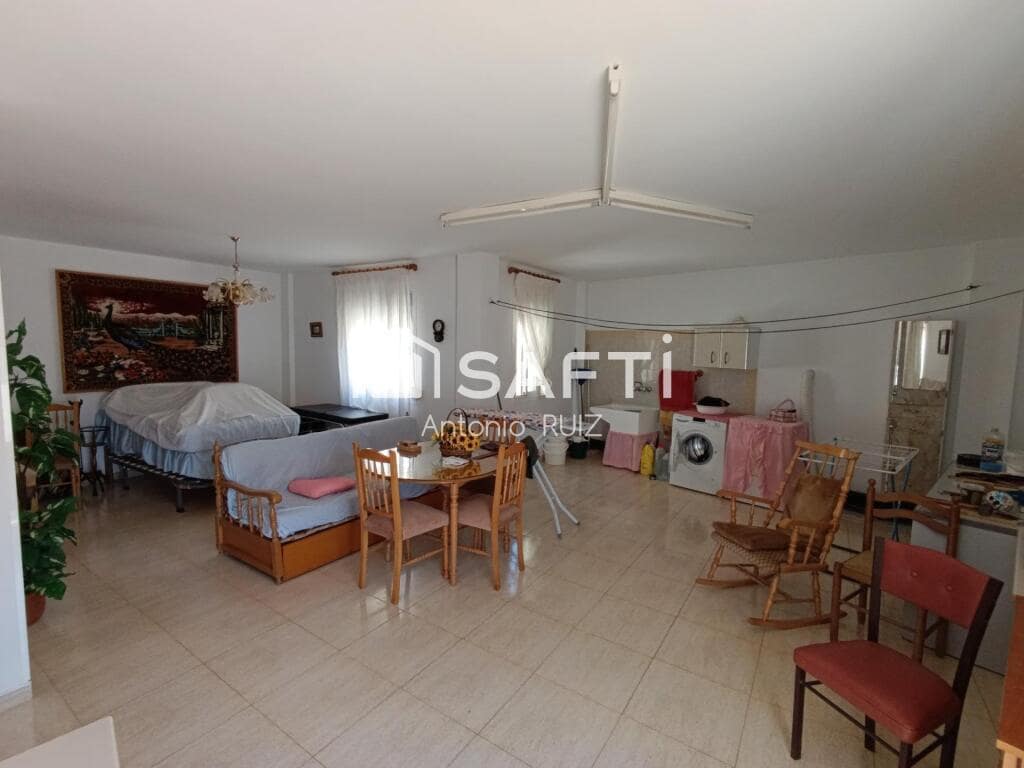 4 soveværelse Rækkehus til salg i Quesada med garage - € 270.000 (Ref: 9174162)