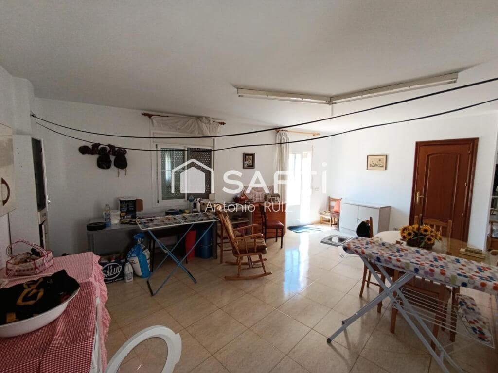 4 soveværelse Rækkehus til salg i Quesada med garage - € 270.000 (Ref: 9174162)