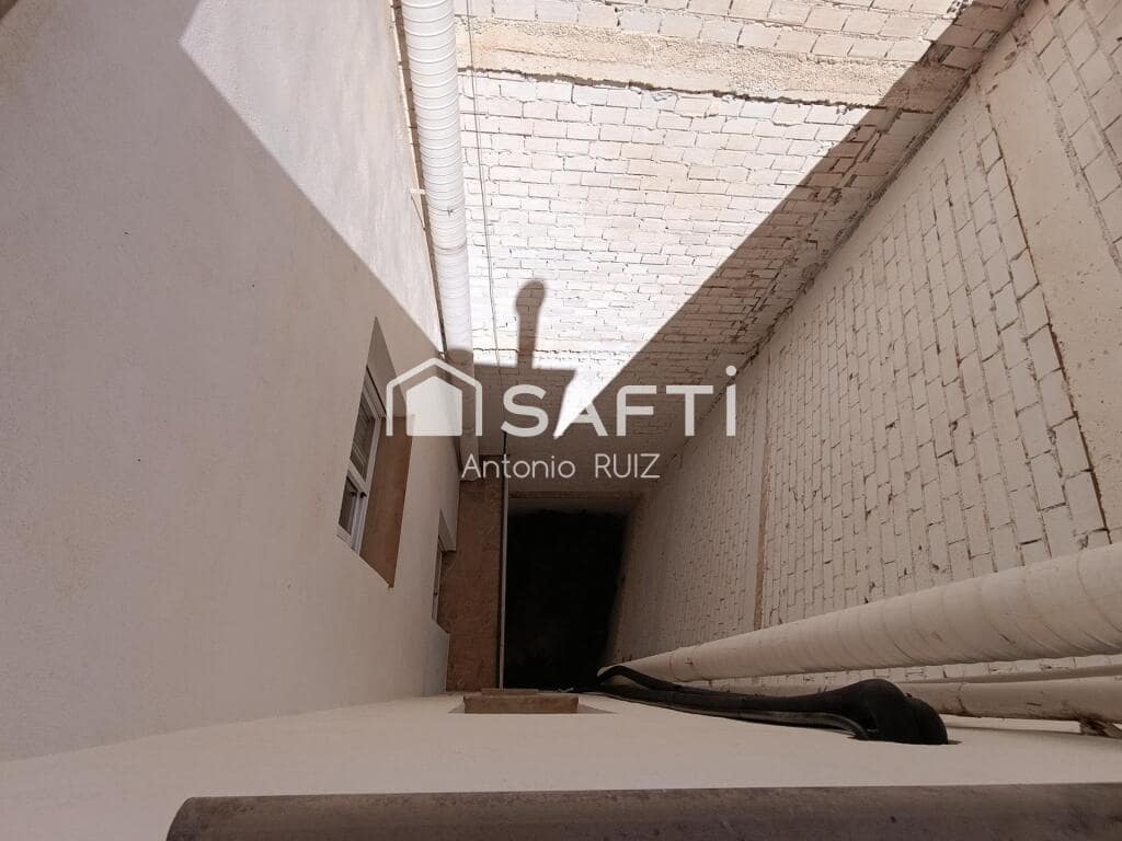 4 soveværelse Rækkehus til salg i Quesada med garage - € 270.000 (Ref: 9174162)