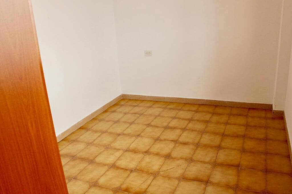 4 soveværelse Lejlighed til salg i Polopos - € 50.000 (Ref: 9174165)