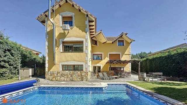 4 slaapkamer Villa te koop in El Casar met zwembad garage - € 397.000 (Ref: 9174168)