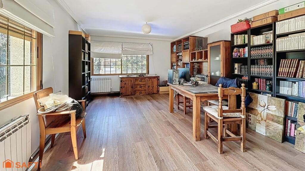 4 soveværelse Villa til salg i El Casar med swimmingpool garage - € 397.000 (Ref: 9174168)