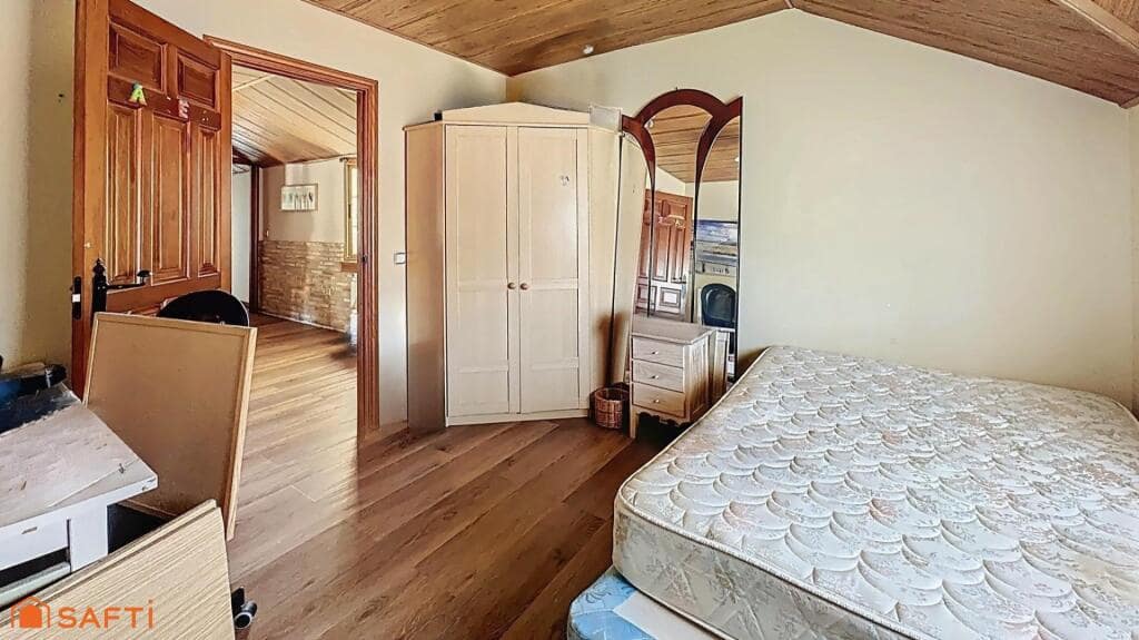 4 soveværelse Villa til salg i El Casar med swimmingpool garage - € 397.000 (Ref: 9174168)