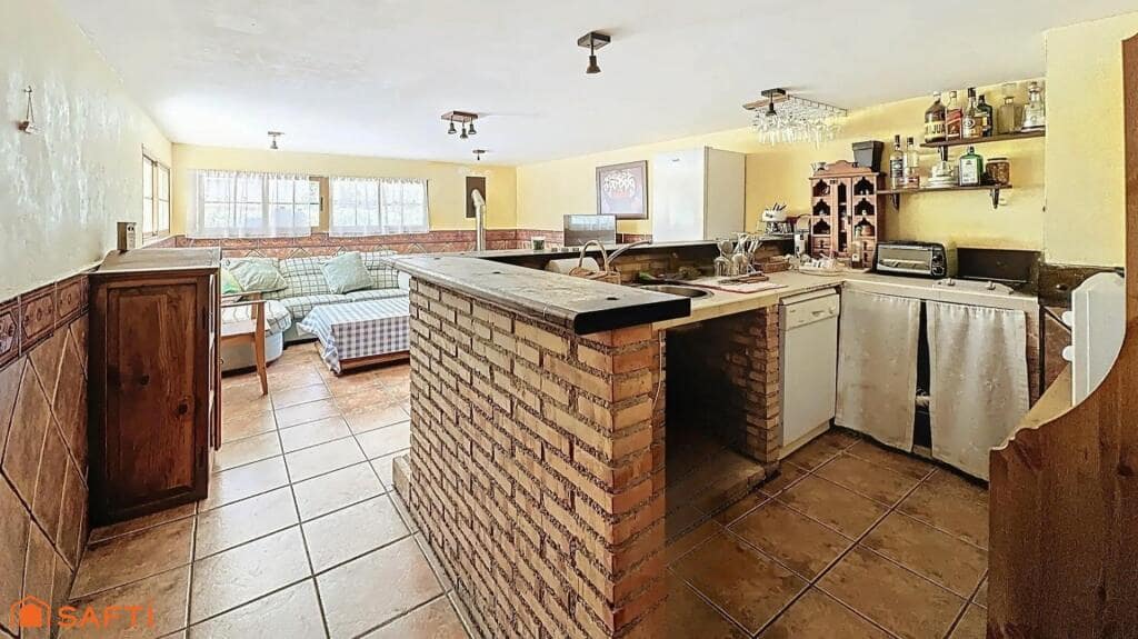 4 soveværelse Villa til salg i El Casar med swimmingpool garage - € 397.000 (Ref: 9174168)