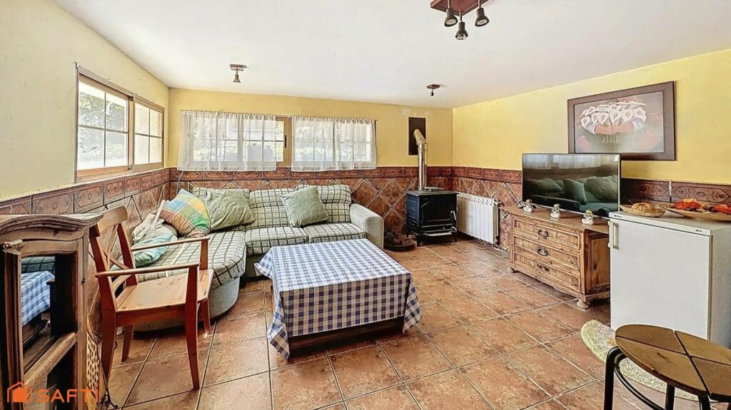 4 soveværelse Villa til salg i El Casar med swimmingpool garage - € 397.000 (Ref: 9174168)