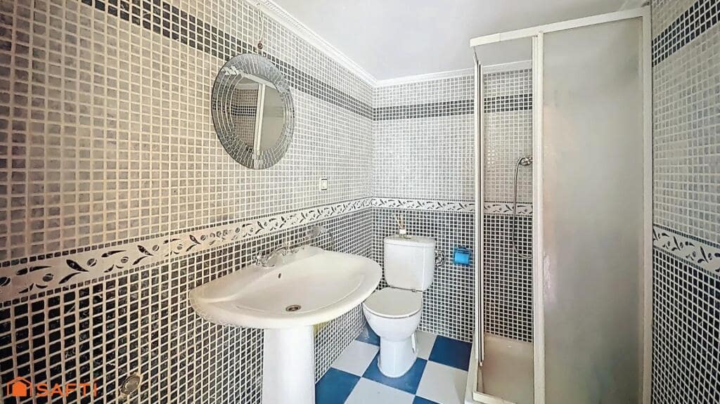 4 soveværelse Villa til salg i El Casar med swimmingpool garage - € 397.000 (Ref: 9174168)