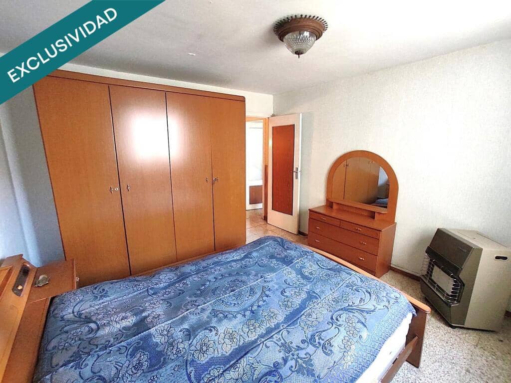 2 soveværelse Lejlighed til salg i Huesca by med garage - € 95.000 (Ref: 9174173)