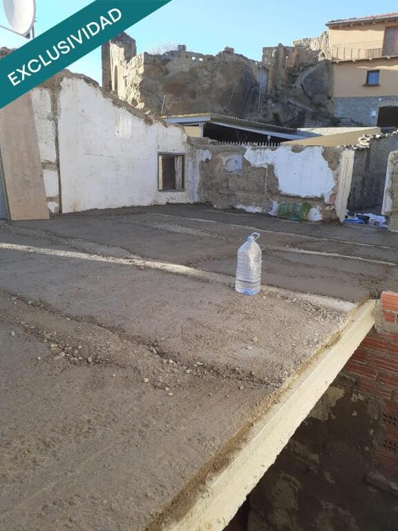 3 soveværelse Villa til salg i Casbas de Huesca - € 49.500 (Ref: 9174174)
