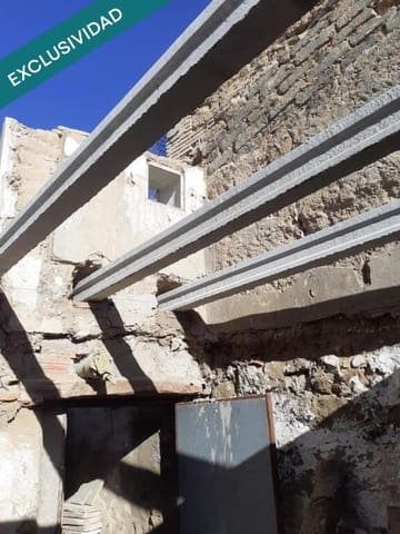 3 bedroom Villa for sale in Casbas de Huesca - € 49,500 (Ref: 9174174)