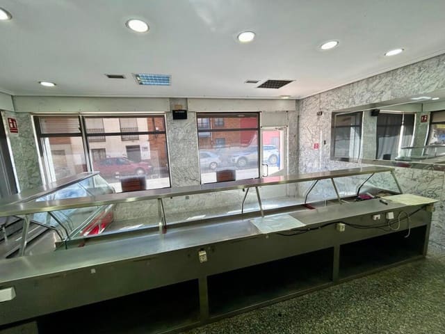 Erhverv til leje i Valencia de Don Juan - € 400 (Ref: 9174180)