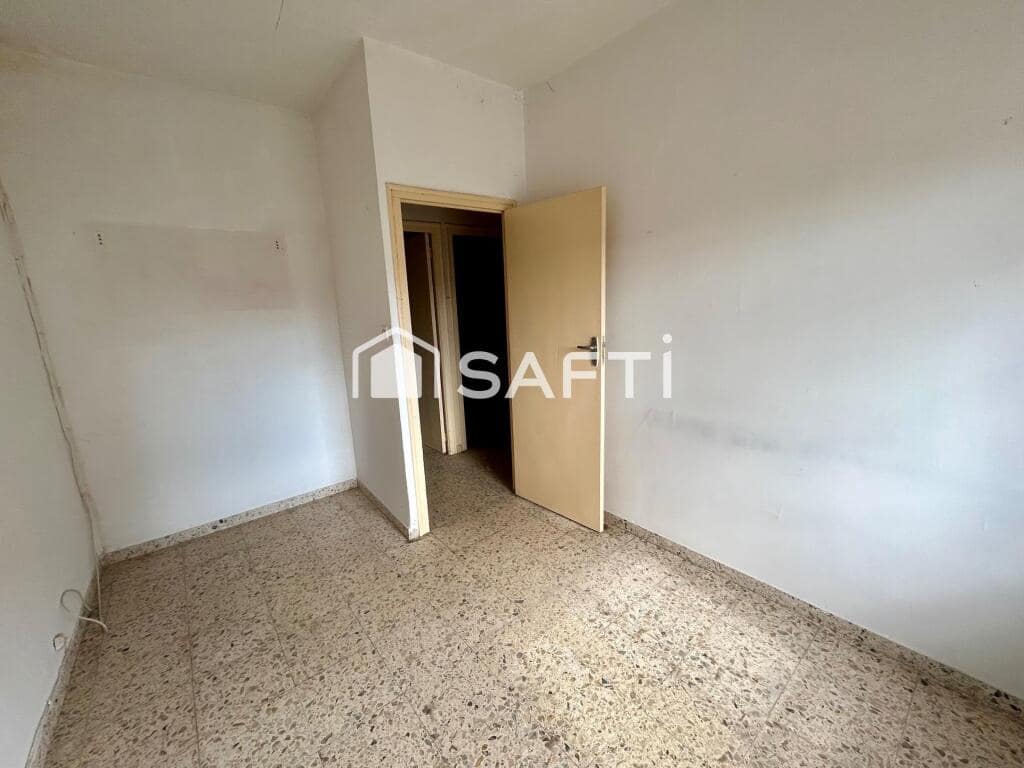 Adosado de 3 habitaciones en Valencia de Don Juan en venta - 70.000 € (Ref: 9174181)