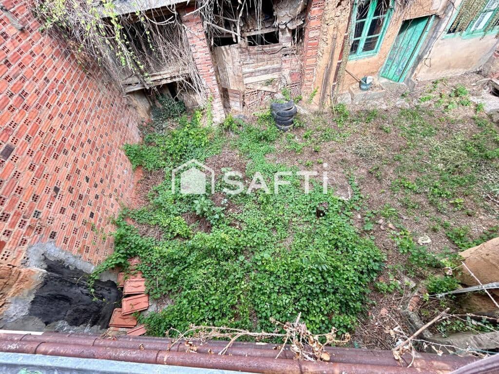 Adosado de 3 habitaciones en Valencia de Don Juan en venta - 70.000 € (Ref: 9174181)