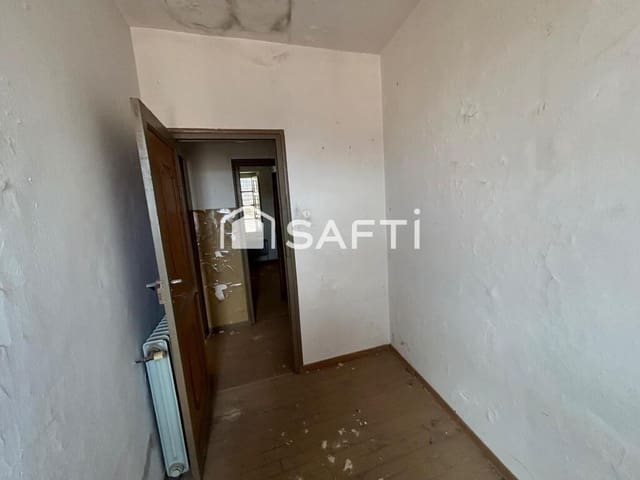 Kantoor te koop in Valencia de Don Juan - € 110.000 (Ref: 9174182)