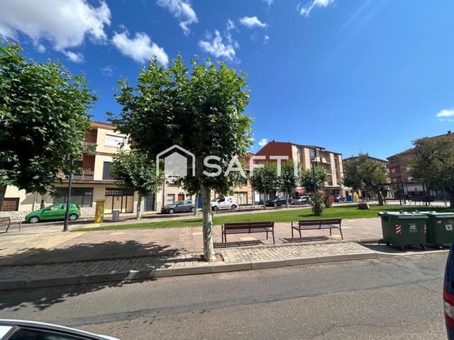 Kantoor te koop in Valencia de Don Juan - € 110.000 (Ref: 9174182)