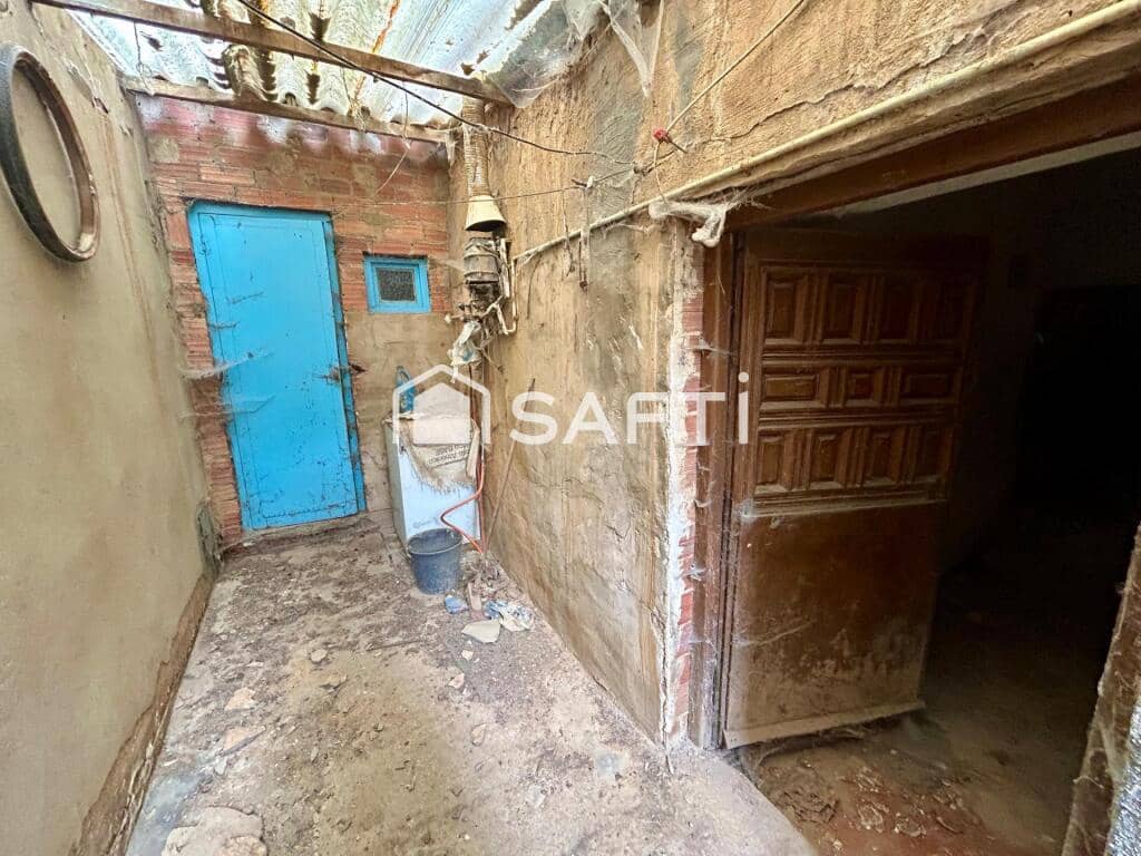 Adosado de 4 habitaciones en Valencia de Don Juan en venta - 90.000 € (Ref: 9174183)