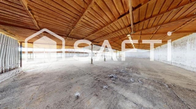 Erhverv til salg i Melgar de Arriba med garage - € 220.000 (Ref: 9174189)