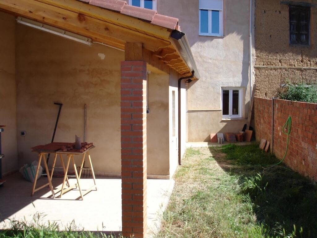 1 slaapkamer Rijtjeshuis te koop in Valencia de Don Juan - € 89.000 (Ref: 9174194)