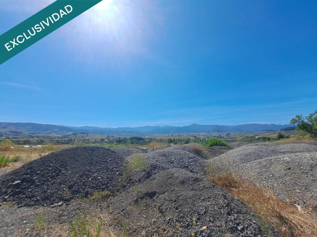 Tontti myytävänä paikassa Ponferrada - 960 000 € (Ref: 9174200)