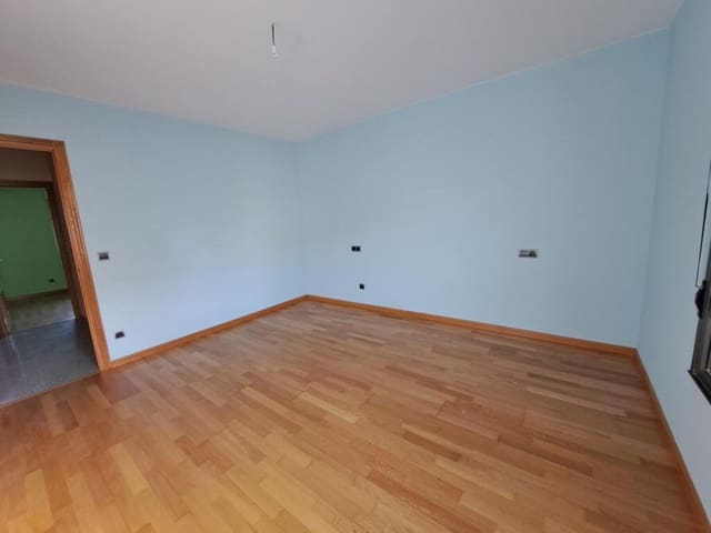 4 makuuhuone Rivitalo myytävänä paikassa Carracedelo - 167 000 € (Ref: 9174201)