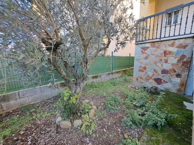 4 makuuhuone Rivitalo myytävänä paikassa Carracedelo - 167 000 € (Ref: 9174201)