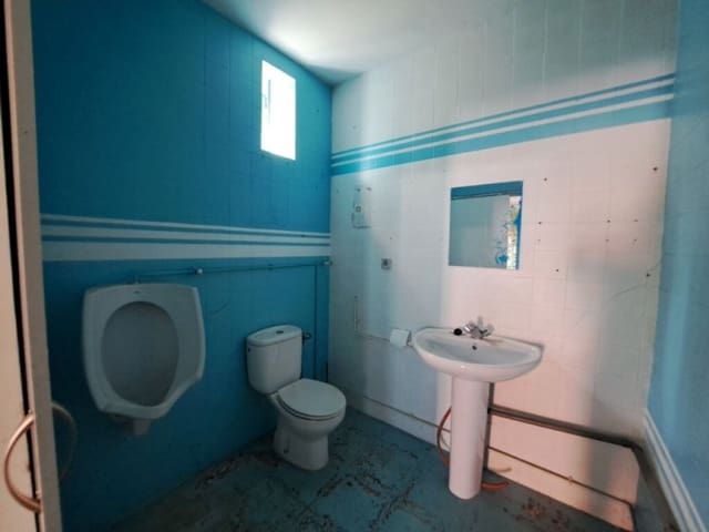 Kommersiell till salu i Ponferrada - 35 000 € (Ref: 9174202)