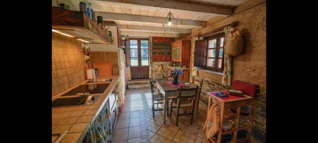 4 soveværelse Villa til salg i Ponferrada - € 375.000 (Ref: 9174203)