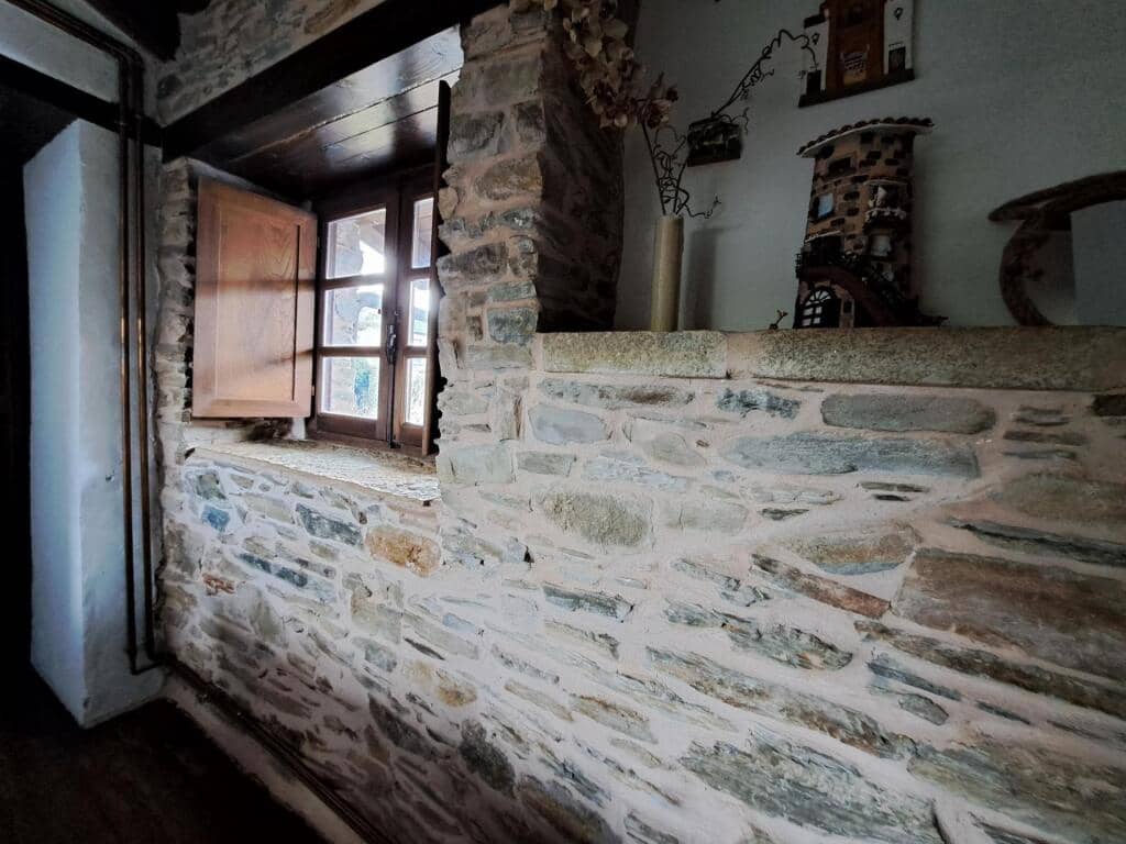 4 soveværelse Villa til salg i Ponferrada - € 375.000 (Ref: 9174203)