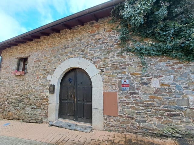 4 sovrum Villa till salu i Villar de los Barrios, Ponferrada - 390 000 € (Ref: 9174203)