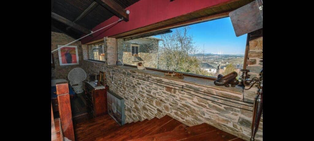 4 soveværelse Villa til salg i Ponferrada - € 375.000 (Ref: 9174203)