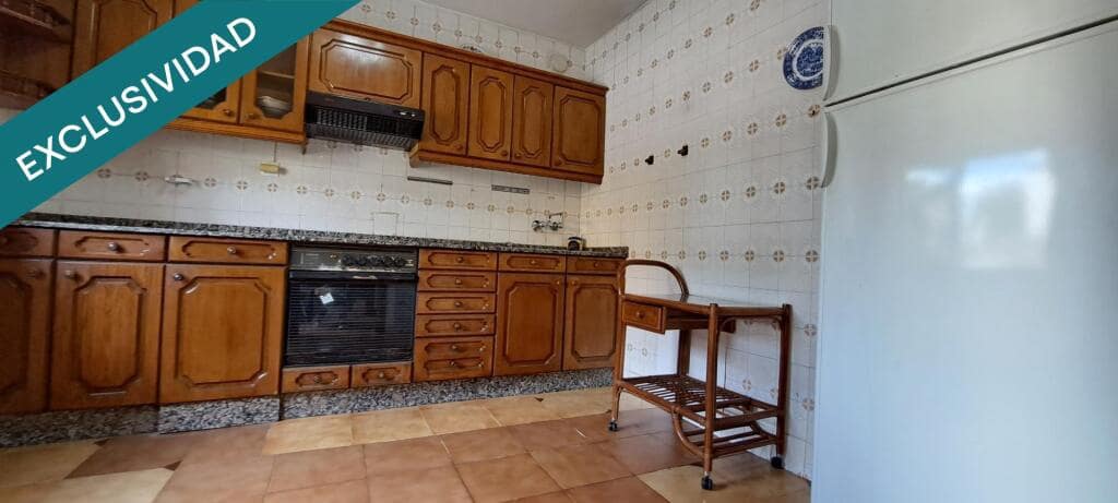 4 soveværelse Villa til salg i Ponferrada - € 135.000 (Ref: 9174204)