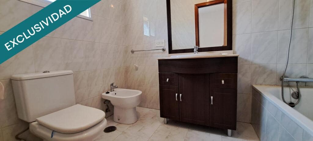 4 soveværelse Villa til salg i Ponferrada - € 135.000 (Ref: 9174204)