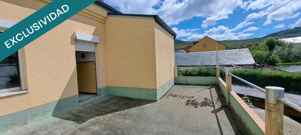 4 soveværelse Villa til salg i Ponferrada - € 135.000 (Ref: 9174204)