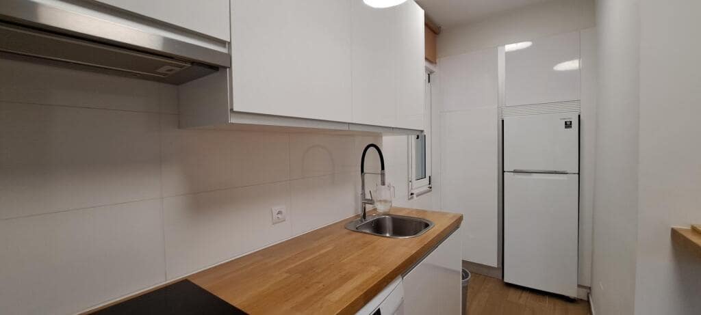 2 soveværelse Villa til salg i Ponferrada med swimmingpool - € 290.000 (Ref: 9174208)