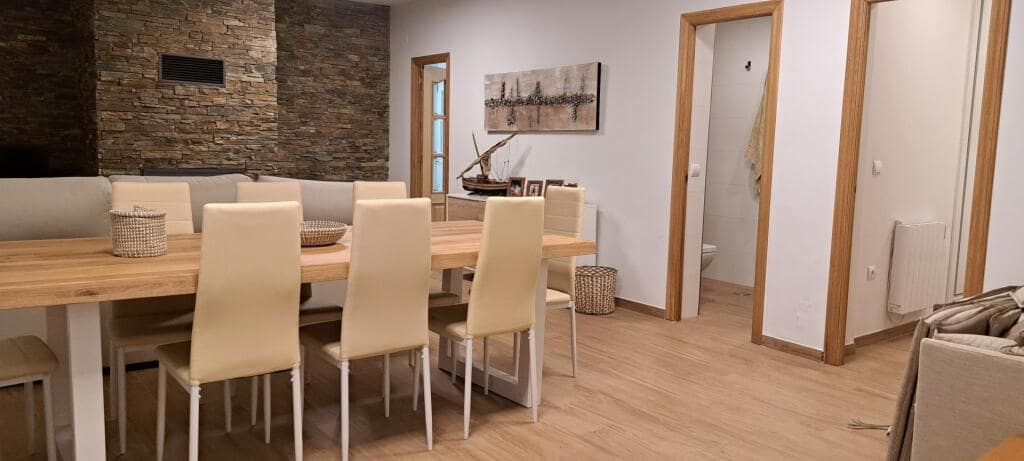 2 soveværelse Villa til salg i Ponferrada med swimmingpool - € 290.000 (Ref: 9174208)