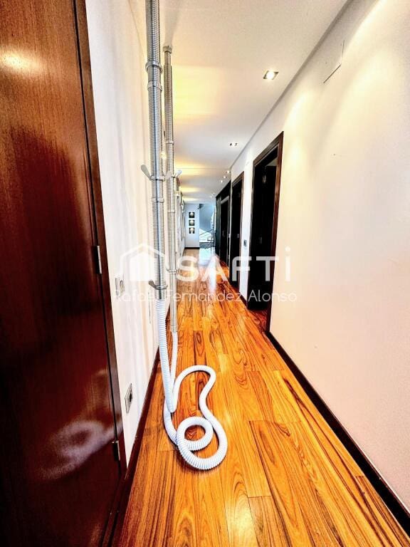 5 soveværelse Villa til salg i Sariegos med swimmingpool garage - € 550.000 (Ref: 9174213)