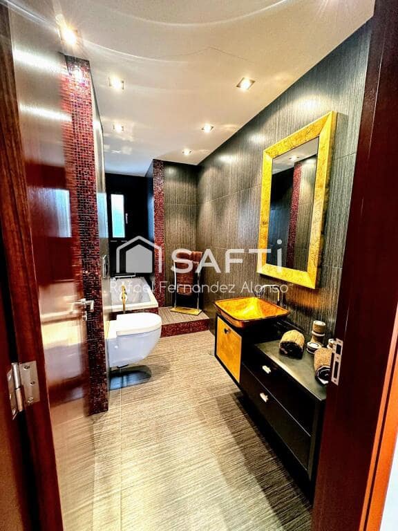 5 soveværelse Villa til salg i Sariegos med swimmingpool garage - € 550.000 (Ref: 9174213)