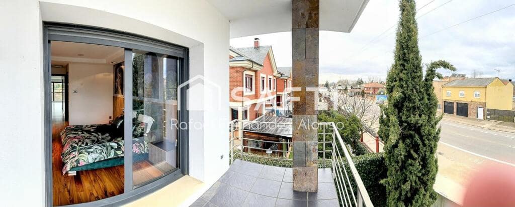 5 soveværelse Villa til salg i Sariegos med swimmingpool garage - € 550.000 (Ref: 9174213)