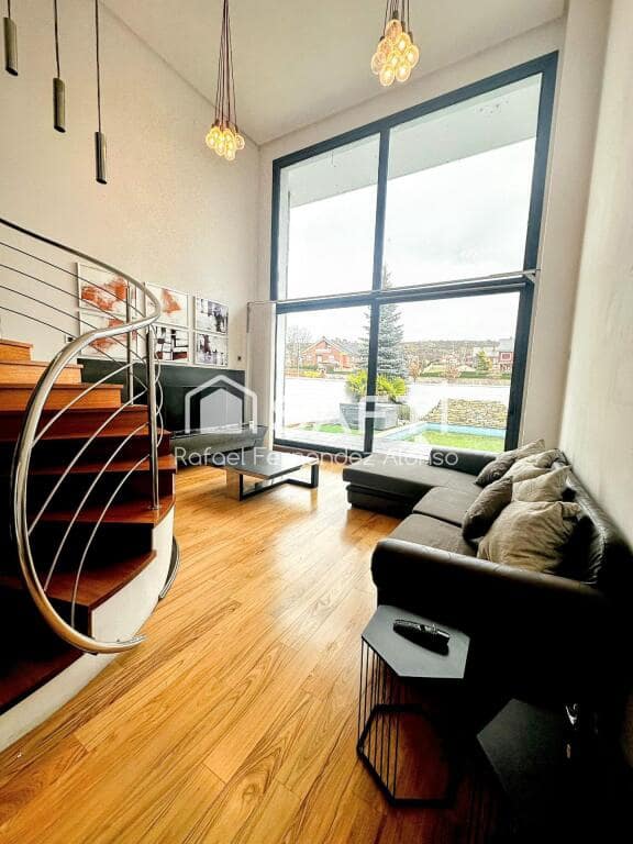 5 soveværelse Villa til salg i Sariegos med swimmingpool garage - € 550.000 (Ref: 9174213)