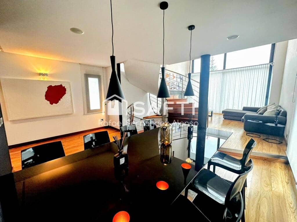 5 soveværelse Villa til salg i Sariegos med swimmingpool garage - € 550.000 (Ref: 9174213)