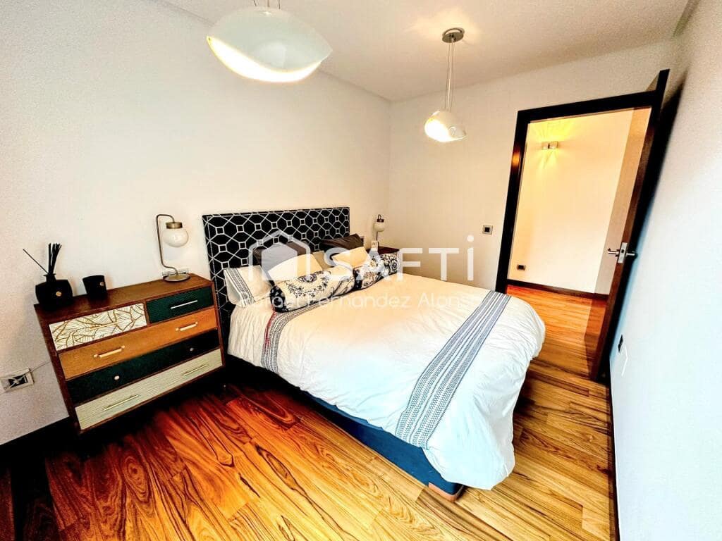 5 soveværelse Villa til salg i Sariegos med swimmingpool garage - € 550.000 (Ref: 9174213)